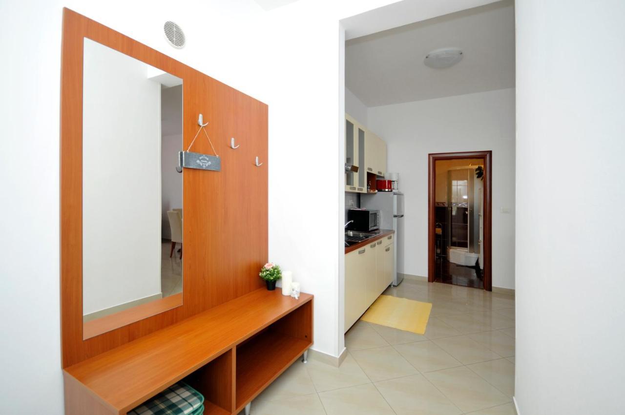 Apartments Roza Trogir Exteriér fotografie