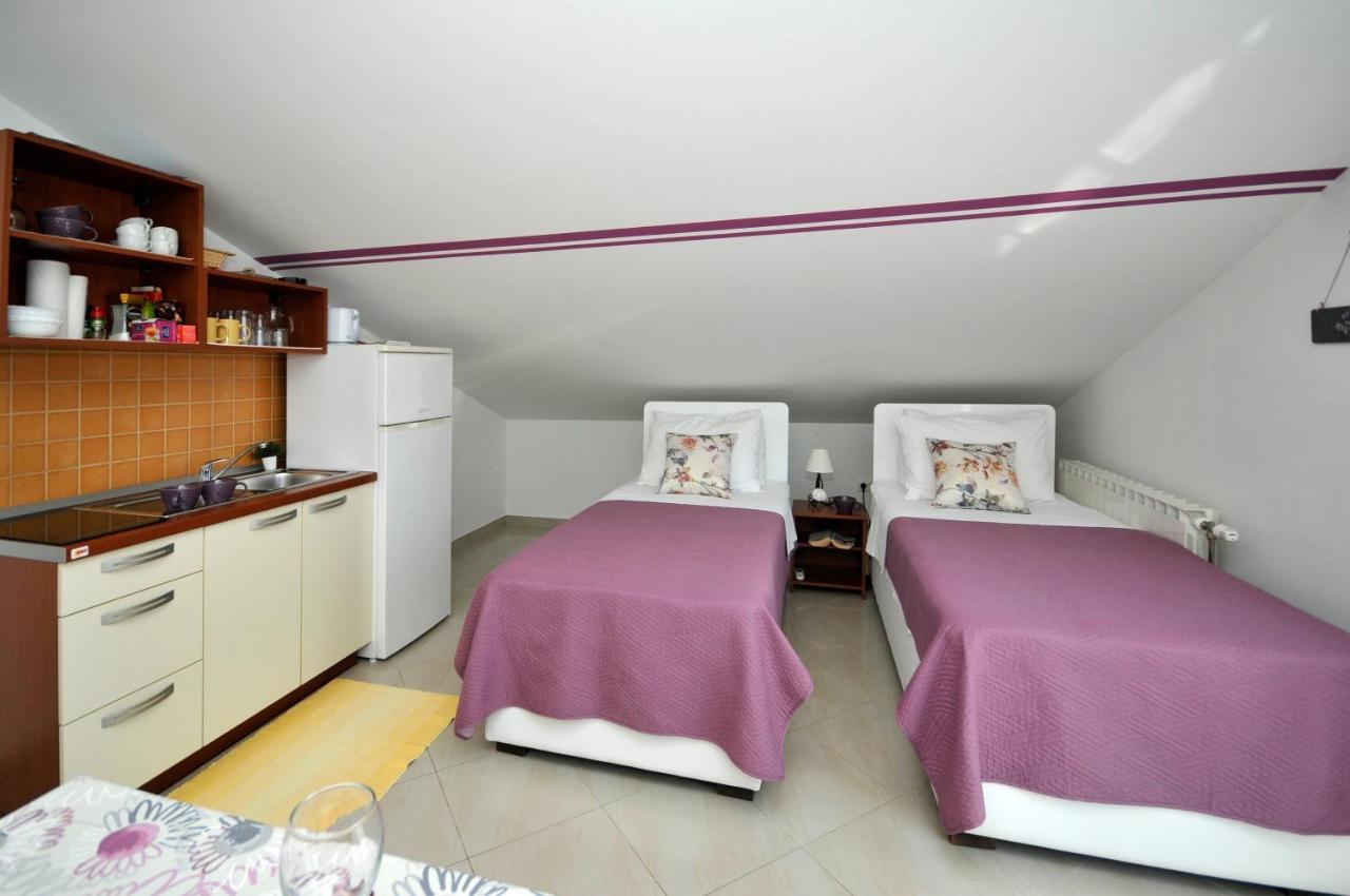 Apartments Roza Trogir Exteriér fotografie